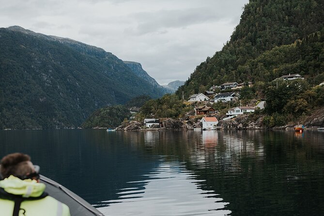 Scenic Hardangerfjord & Fyksesund RIB adventure from Norheimsund - Gear, comfort, and taking photographs