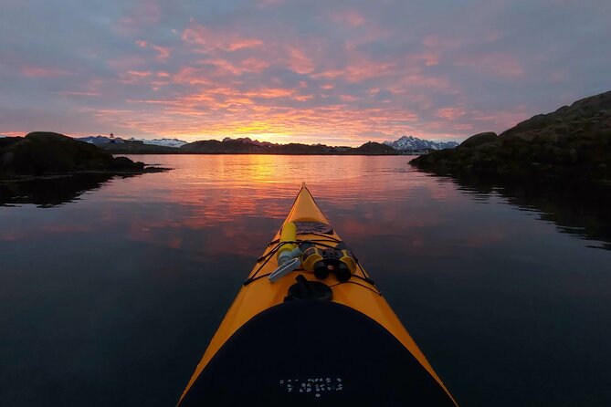 Sea Kayak Guided Tours on Skrova Island - A closer look at the three-hour format