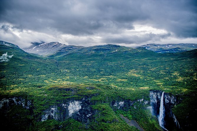 Self-Guided 22-Hour Round Trip From Oslo To Sognefjord With Flåm Railway - Oslo to Myrdal on the Bergen Railway