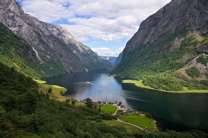 Self-Guided Full Day Round-trip From Bergen - The Flåm Railway: a short ride with big views