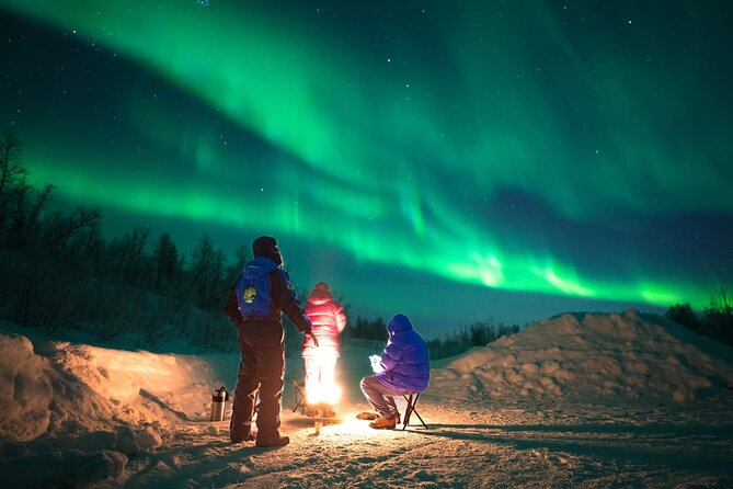 Small Northern Lights Tour Max 8 Guests Pickup and Photography - Chasing clear skies instead of waiting in Tromsø