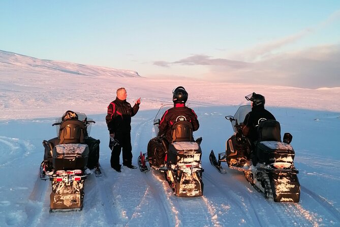 Snowmobile safari in the mountain plateau of Finnmarksvidda - Riding out from Alta toward Finnmarksvidda