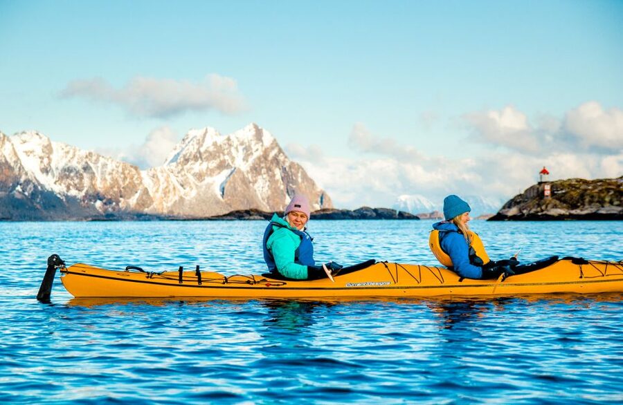 Svolvaer: 2-Hour Winter Kayaking Adventure - Who will enjoy this winter kayak trip?