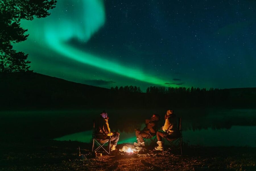 Svolvær: Experience the Magic of the Northern Lights! - Stop two: the value of changing position