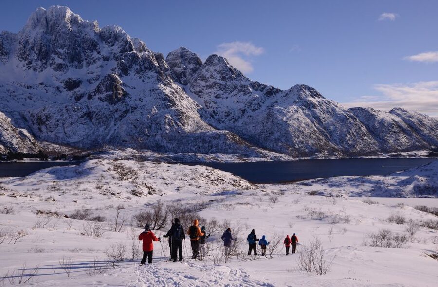 Svolvær: Snowshoe Nature Explorer - Who will get the most from this outing?
