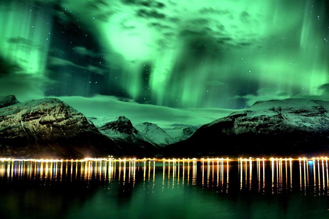 The Aurora Tour - small group, northern lights - The vehicle and group size deserve close attention