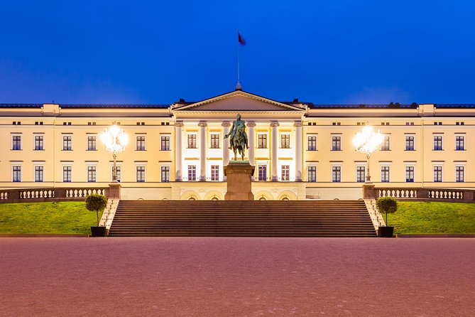 The Essential Oslo Private Walking Tour - City Hall and the route into central Oslo