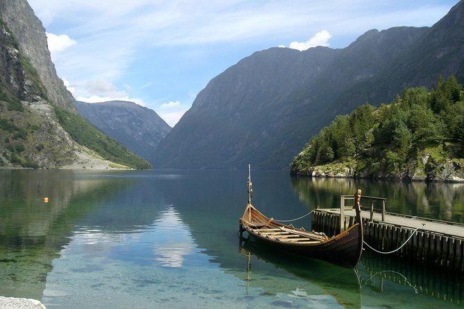 The Scenic Roadtrip, Oslo to Bergen via Flam & the Fjords - What the private vehicle changes