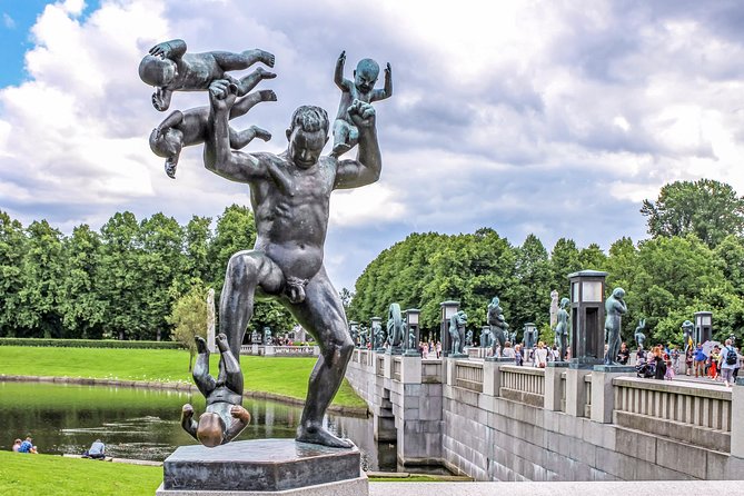 The Ultimate Study of the Human Form at Vigeland's Sculpture Park with a Local - The human body, the Norwegian mind, and Oslo art
