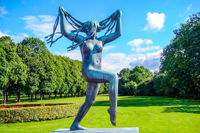The Ultimate Study of the Human Form at Vigeland's Sculpture Park with a Local - What $131.25 buys you