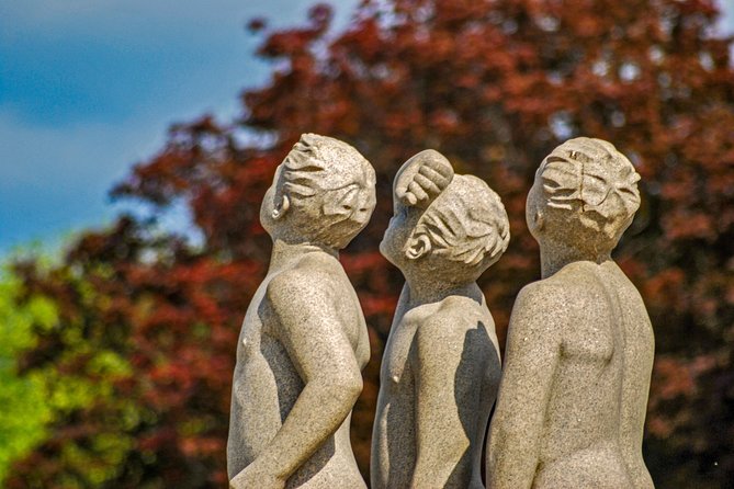The Ultimate Study of the Human Form at Vigeland's Sculpture Park with a Local - Who will enjoy this most