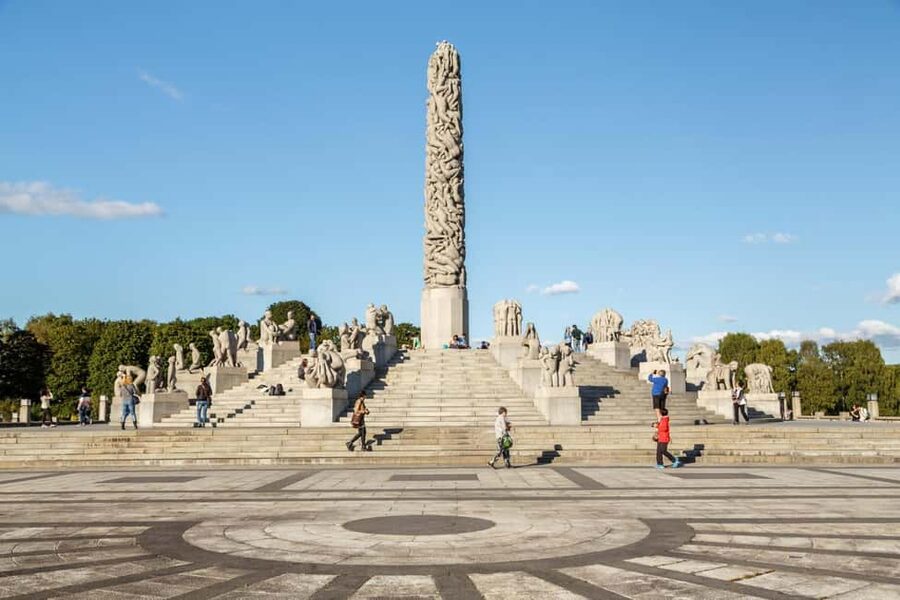 The Vigeland Park in Oslo: Insta-Perfect Walk with a Local - Key points to know before booking