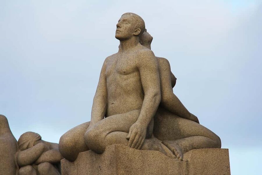 The Vigeland Park in Oslo: Insta-Perfect Walk with a Local - Why Vigeland Park works so well for a photo walk
