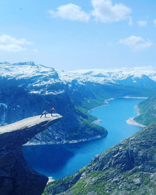 Trolltunga Helicopter & Waterfalss Sightseeing From Bergen - Leaving Bergen for Hardanger