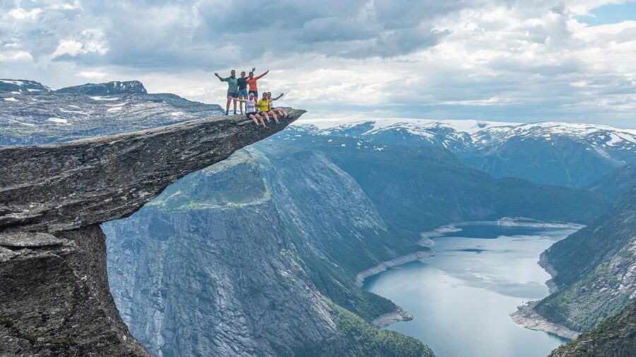 Trolltunga: Trolltunga Summer Hike - Ringedalsvatnet and Folgefonna Glacier provide the big payoff