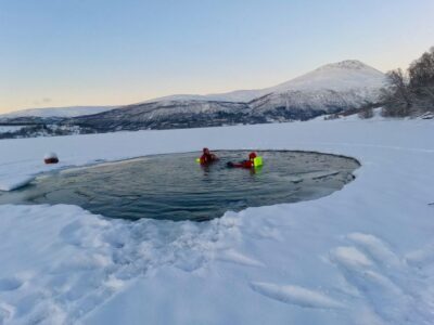 Arctic Floating with Snacks and Drinks