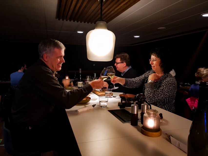 Tromsø: Aurora Dinner Cruise by Hybrid-Electric Catamaran - Dessert and the best chance to see the aurora