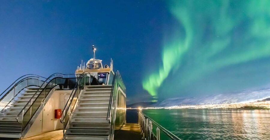 Tromsø: Aurora Dinner Cruise by Hybrid-Electric Catamaran - Meeting the Brim Explorer at Kaigata 6