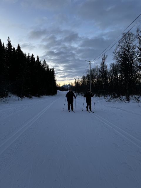Tromsø: Cross Country Guided Skiing Course - Arctic views, frozen water, and the blue hour