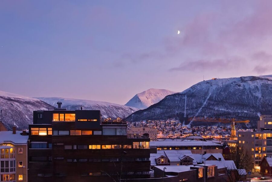 Tromso: Express Walk with a Local in 60 minutes - Local food advice may be the most useful part