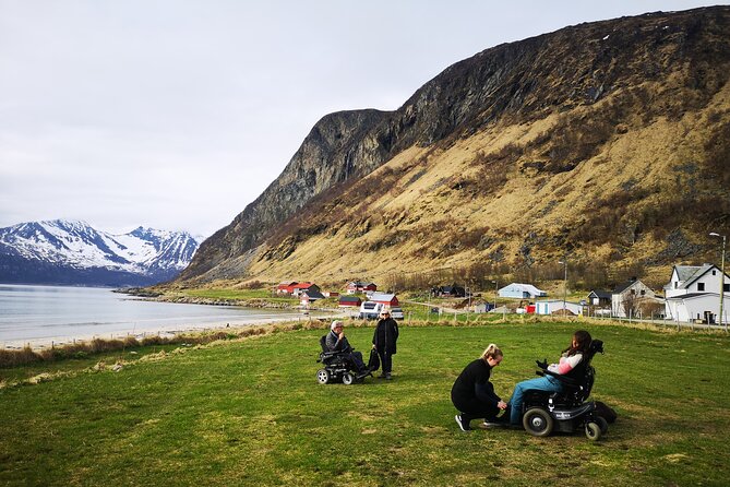 Tromsø Fjords Tour of Kvaloya and Sommaroy - Sommarøy and the warm lunch break