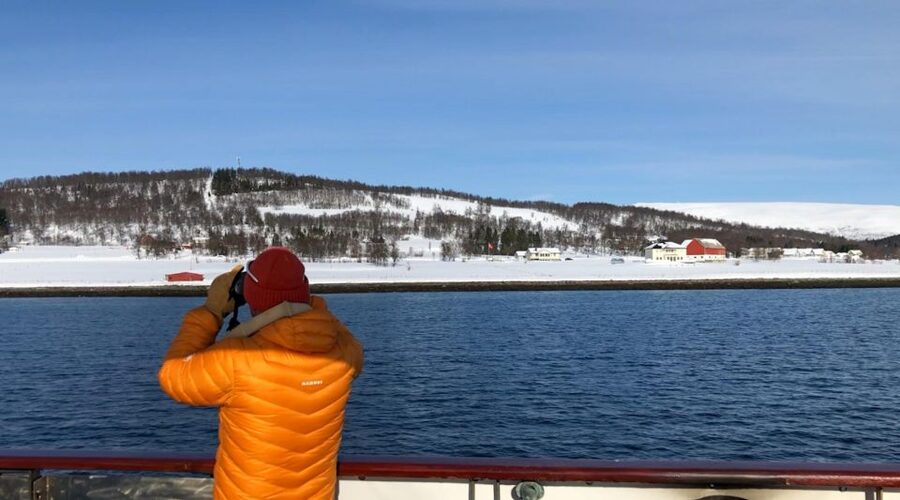 Tromsø: Luxury Polar Fjord Cruise w/ Hot Tub & Polar Plunge - Wildlife watching without false promises