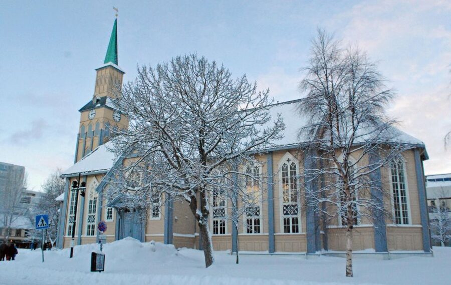 Tromsø: Midnight Concert Ticket at the Tromsø Cathedral - The concert length and the question of value