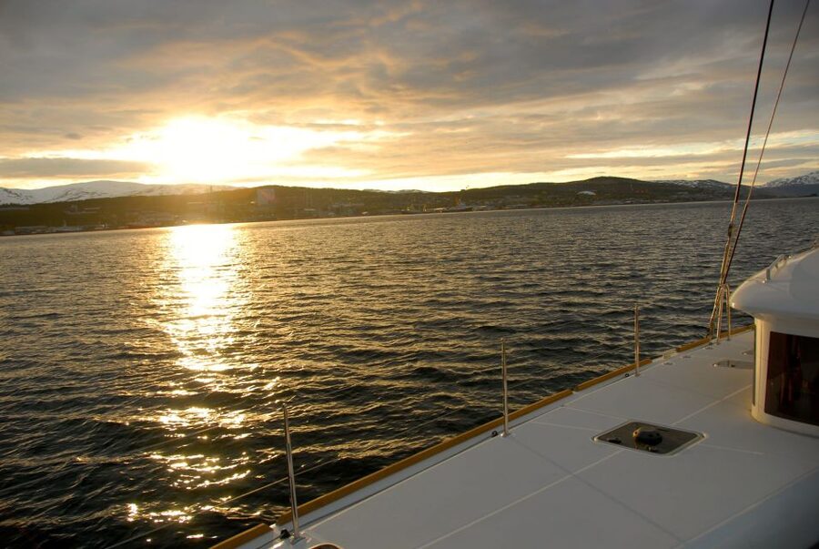 Tromsø: Midnight Sun Cruise in a Luxury Catamaran - The $188 price and what you receive