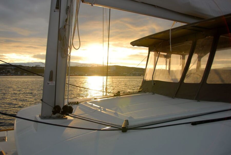 Tromsø: Midnight Sun Cruise in a Luxury Catamaran - Should you book the Tromsø midnight sun cruise?