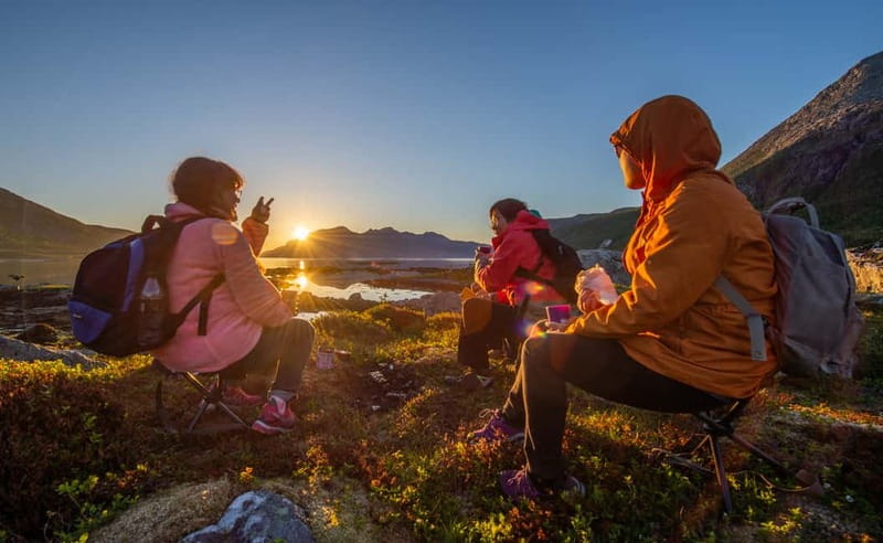 Tromsø: Midnight Sun Hike in the wilderness - The easy mountain walk