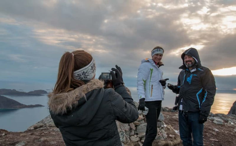 Tromsø: Midnight Sun Hike in the wilderness - Fjords, peaks, valleys, and photo stops