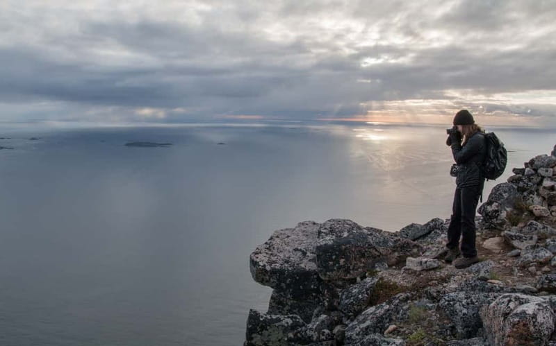 Tromsø: Midnight Sun Hike in the wilderness - Sandwiches, sitting pads, and the small practical touches