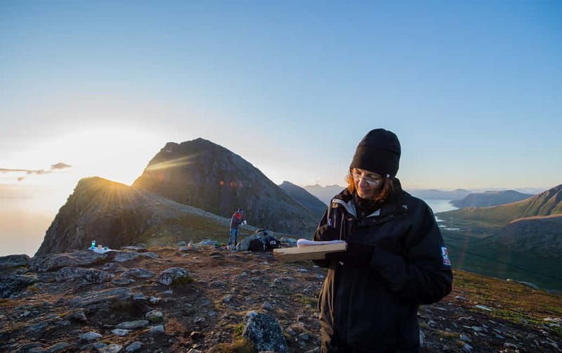 Tromsø: Midnight Sun Hike in the wilderness - Who will enjoy this Tromsø hike