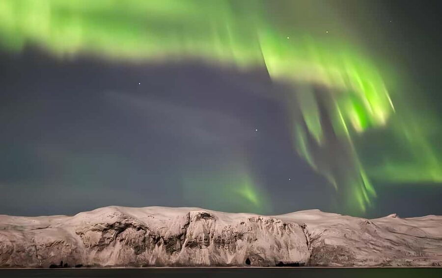 Tromsø: Northern Lights Adventure by Bus or Minibus - The real itinerary is written by the clouds
