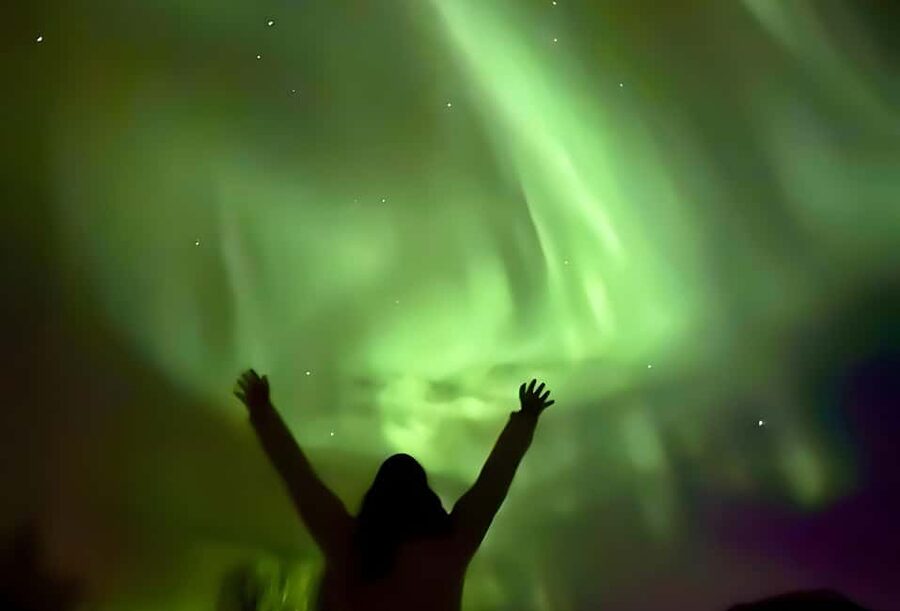 Tromsø: Northern Lights Adventure by Bus or Minibus - Camera help that has real value