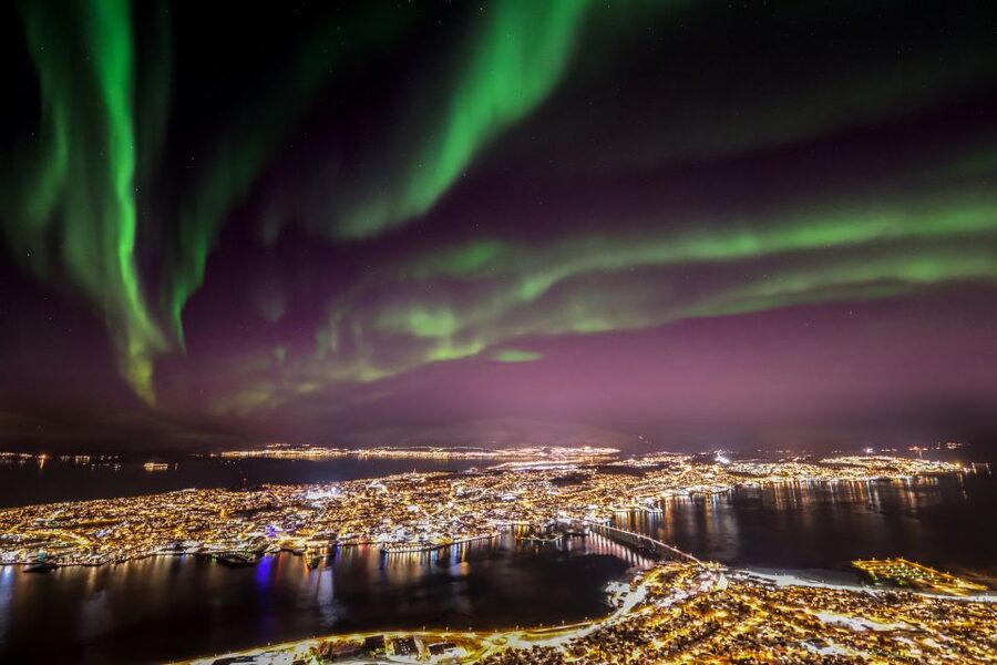 Tromso: Northern Lights Cable Car Excursion - Why Fjellheisen is a smart Aurora viewpoint