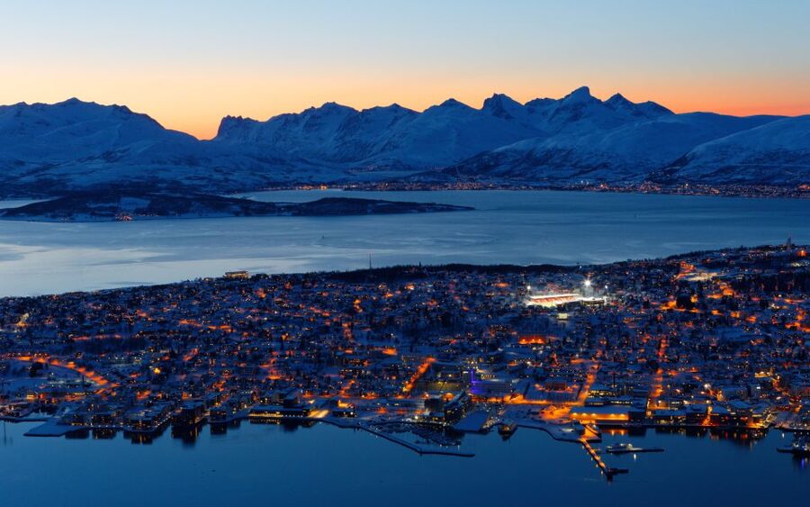 Tromso: Northern Lights Cable Car Excursion - Practical advice for a smoother night