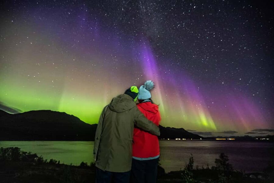 Tromsø: Northern Lights Chase with Free Photos - Why the moving route matters around Tromsø