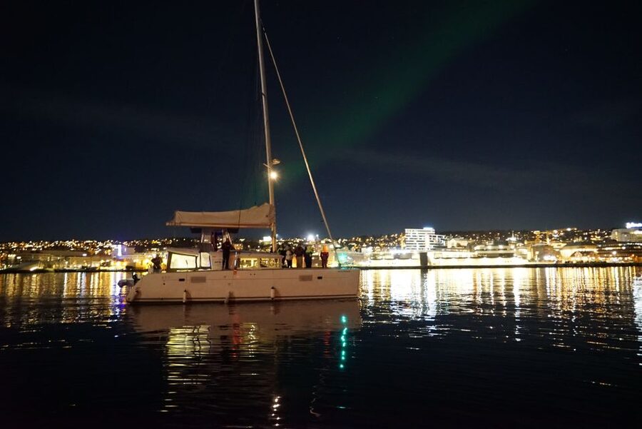 Tromsø: Northern Lights Luxury Catamaran Cruise - Coffee, snacks, and a bowl of fish soup