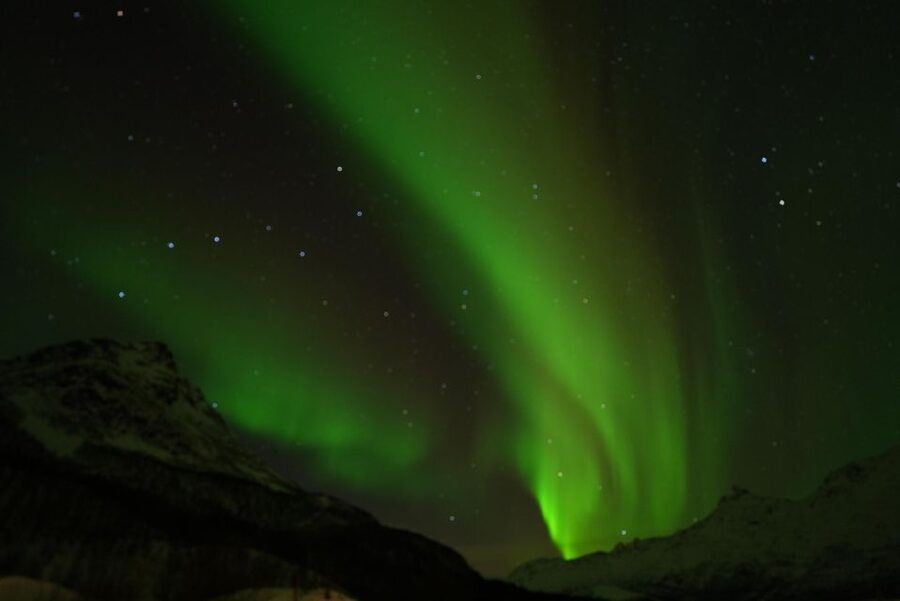 Tromsø: Northern Lights Minibus Small Private Tour Group - Stop four: the photograph session