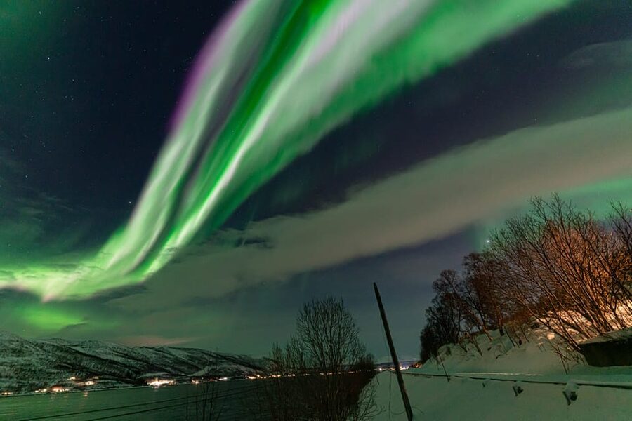 Tromsø: Northern Lights Tour w/Photo, Suits and Local Guide - The Northern Lights are never guaranteed