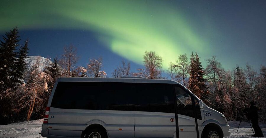 Tromsø: Northern Lights Trip with Campfire and Snacks - Who will enjoy this outing most?