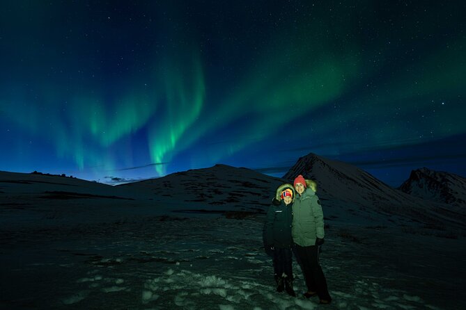 Tromsø Northern Lights with Campfire and Professional Photos - Photography: a useful bonus with limits