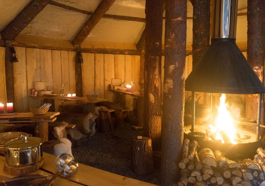 Tromsø: Reindeer Camp Dinner with Chance of Northern Lights - How much should you expect from the Northern Lights?