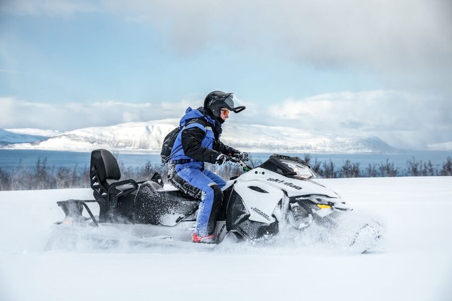 Tromsø: Scenic Arctic snowmobile safari in the Lyngen Alps - Key points to know before booking