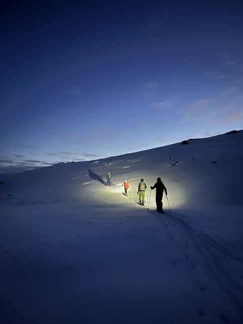 Tromsø: Ski touring (ski de randonnee) - Guide Quality and Safety