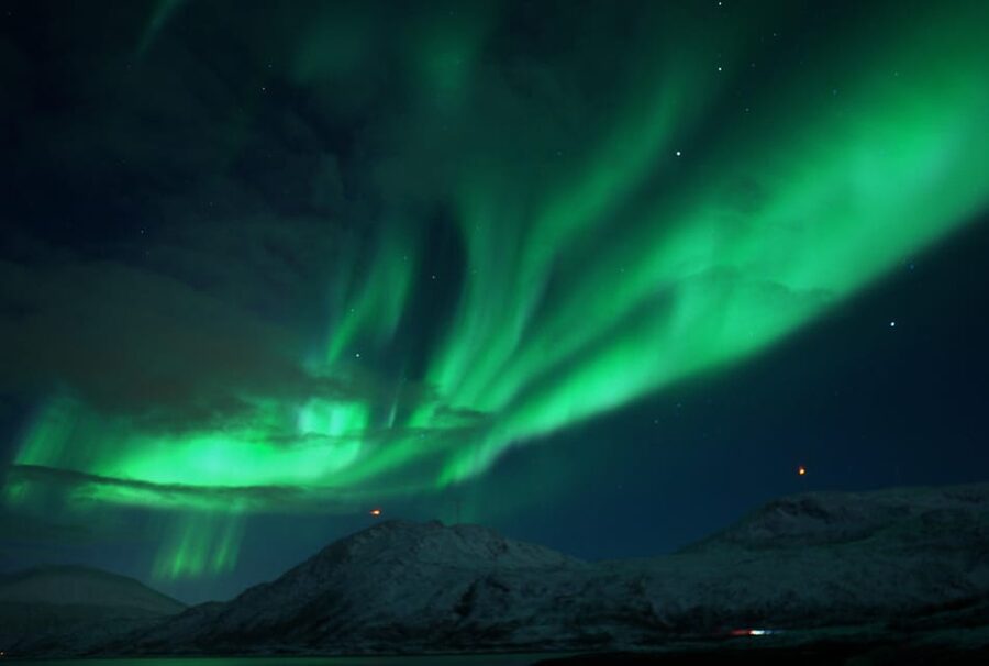 Tromsø: Small-Group Adventurous Northern Lights Hunt - Practical preparation for a comfortable night