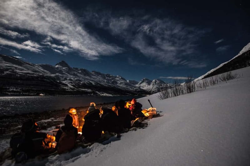 Tromsø: Small Group Northern Lights Hunt - Crossing toward Finland for a better view