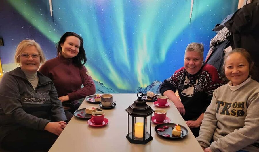 Tromsø Sweet Temptations tour: afternoon tea & chocolates - Walking the quayside and old town