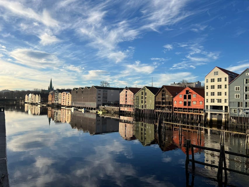 Trondheim: Audio Guide Panorama Bustour - Climbing toward Sverresli viewpoint